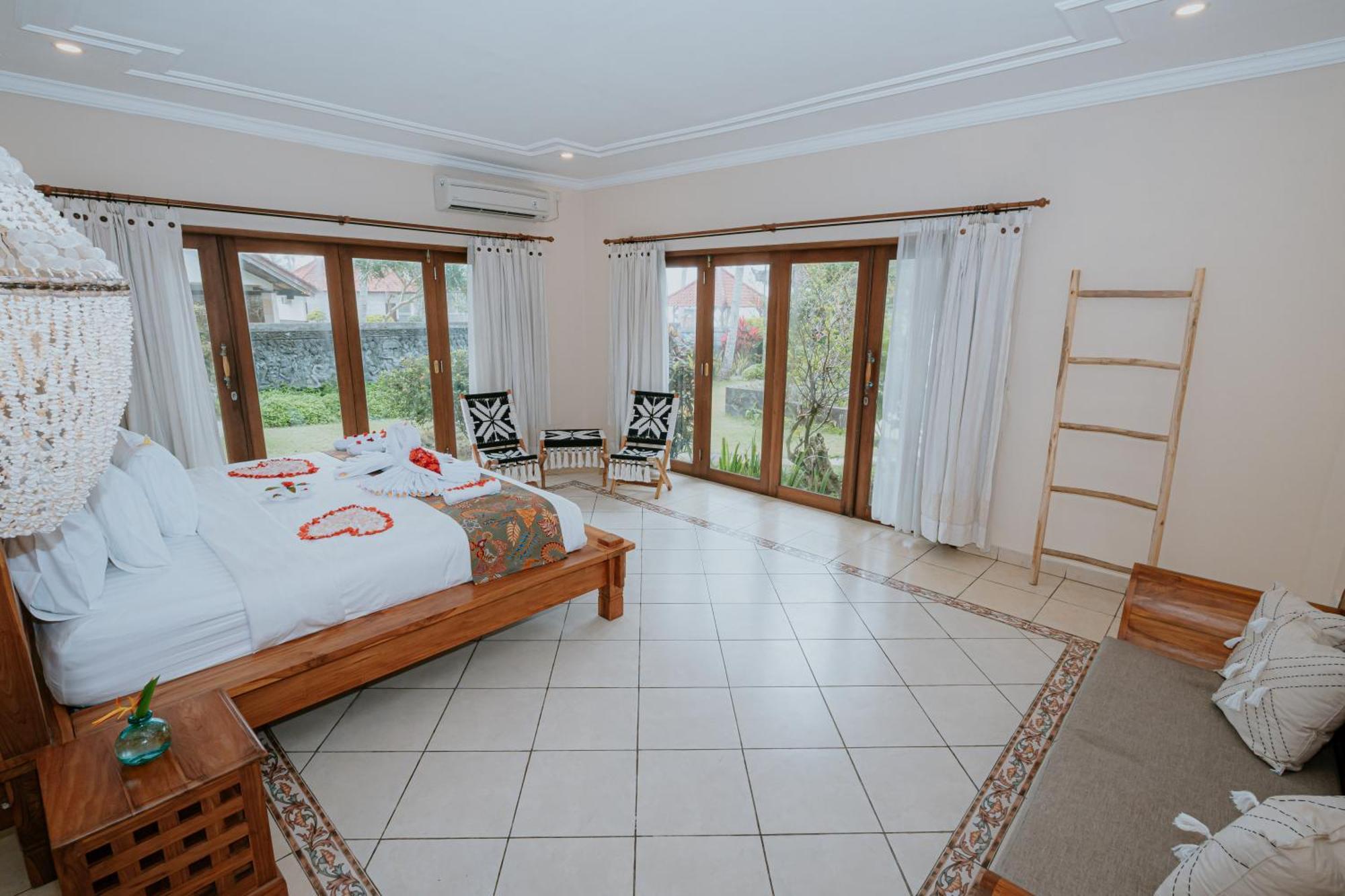 Bali Hai Island Resort Pekutatan  Экстерьер фото